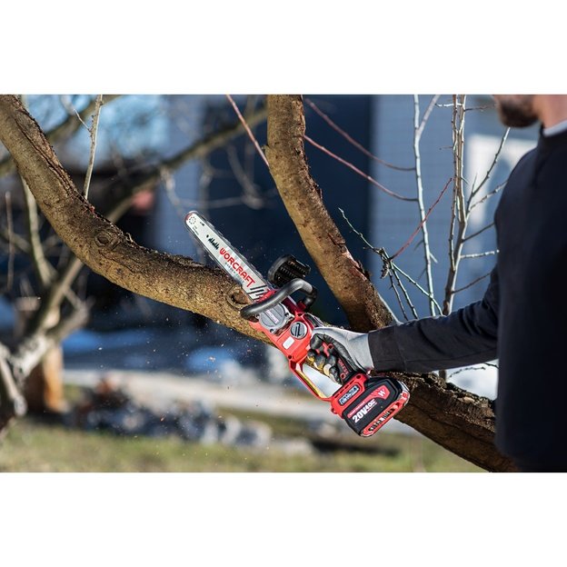 Li-ion Cordless Chain Saw 20V WORCRAFT (without battery and charger)