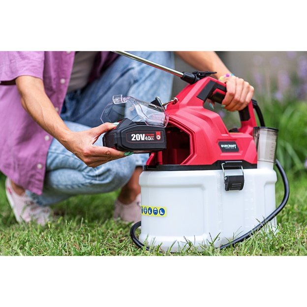 Akum. slėginis purk&scaron;tuvas WORCRAFT 8l 20V LI-ION (Be akumuliatoriaus ir įkroviklio)