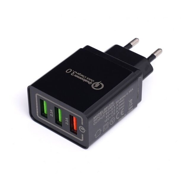 USB Įkroviklis su greitu įkrovimu 220V, 2x2.1A 1xQC3.0 2