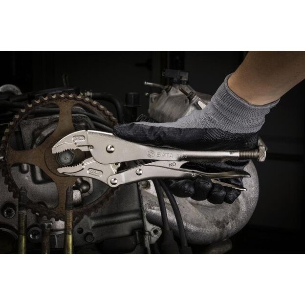 Curved jaw locking pliers 5