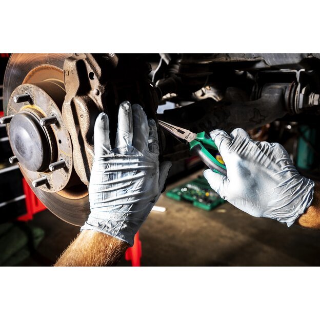 1/4  + 1/2  Galvučių ir įrankių rinkinys 104vnt. 17